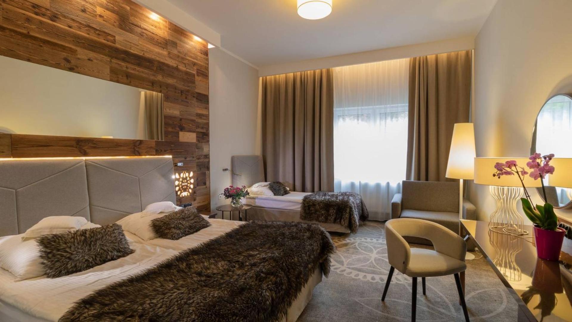Dreibettzimmer